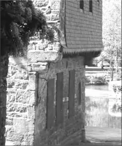 étage débordant