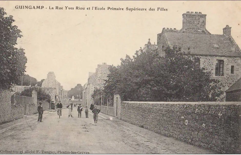 rue-yves-riou